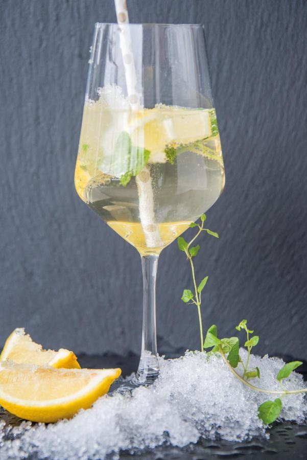 Apparthotel Feldhof - Living And Bistro 노바포넨테 외부 사진
