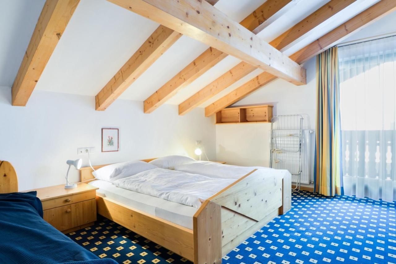 Apparthotel Feldhof - Living And Bistro 노바포넨테 외부 사진