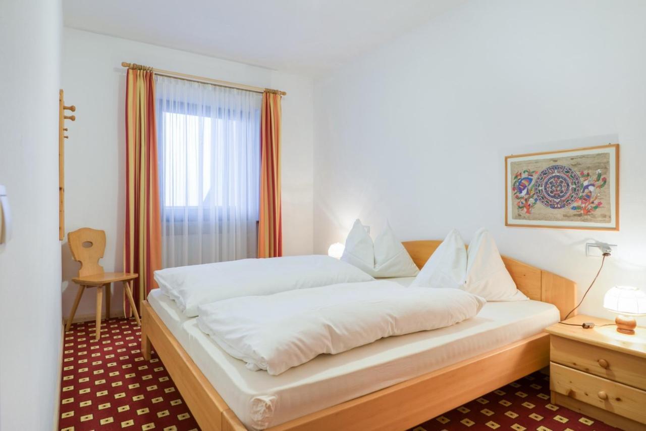 Apparthotel Feldhof - Living And Bistro 노바포넨테 외부 사진