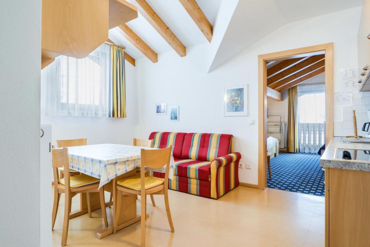 Apparthotel Feldhof - Living And Bistro 노바포넨테 외부 사진