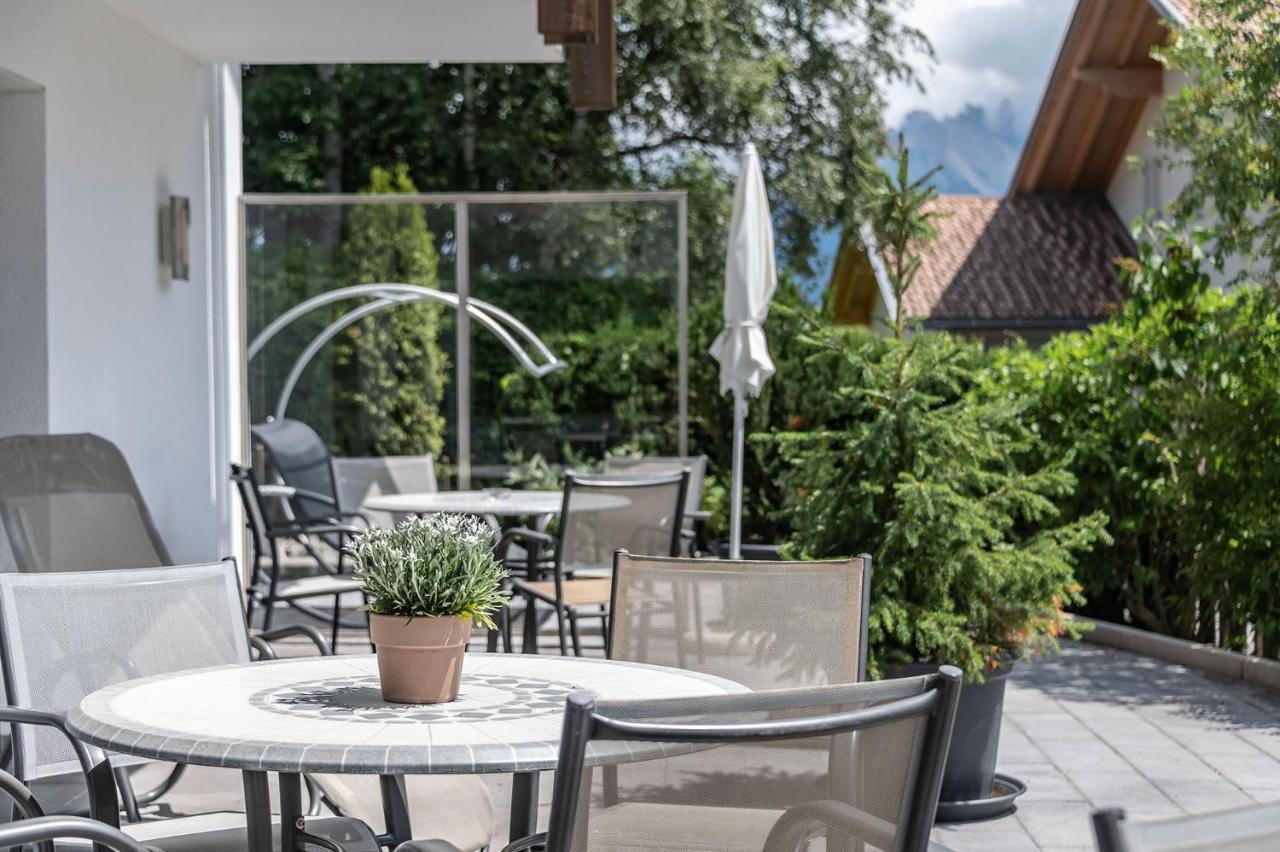Apparthotel Feldhof - Living And Bistro 노바포넨테 외부 사진