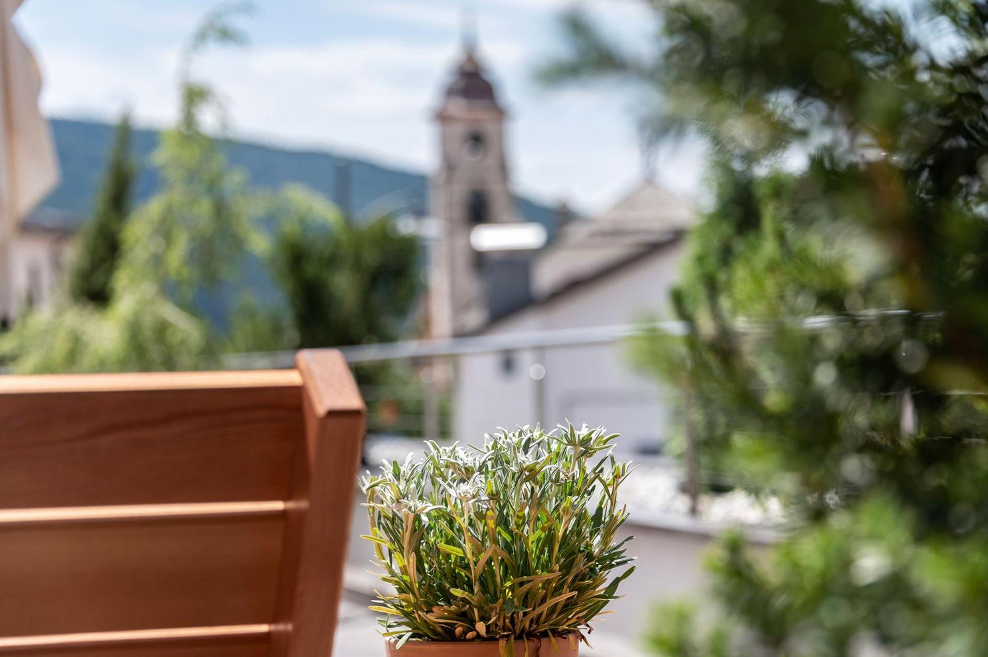 Apparthotel Feldhof - Living And Bistro 노바포넨테 외부 사진